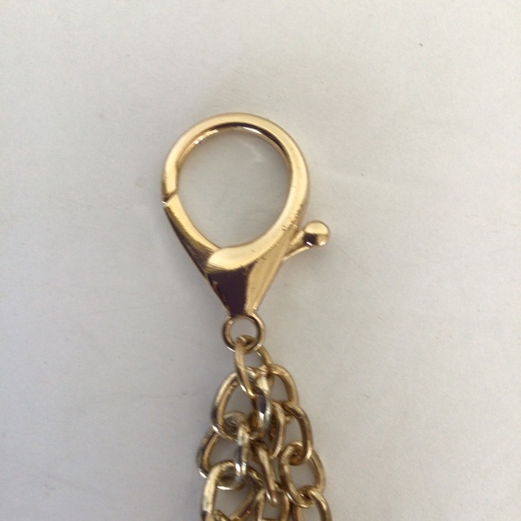 MIA K COLLECTION GOLDTONE BAG CHARM KEYCHAIN - Picture 3 of 8